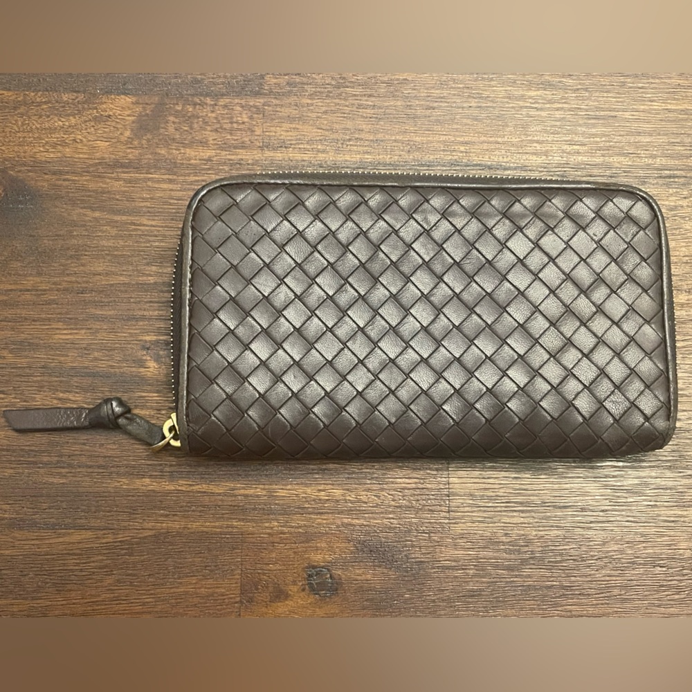 Bottega Veneta Intrecciato zip around wallet